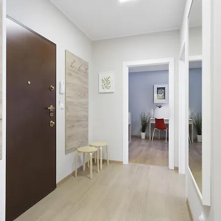 Spokojny I Komfortowy Wsrod Zieleni Apartament Wrocław