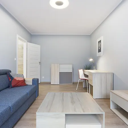 Spokojny I Komfortowy Wsrod Zieleni Apartman Wrocław