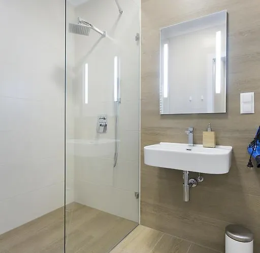 Spokojny I Komfortowy Wsrod Zieleni * ヴロツワフ