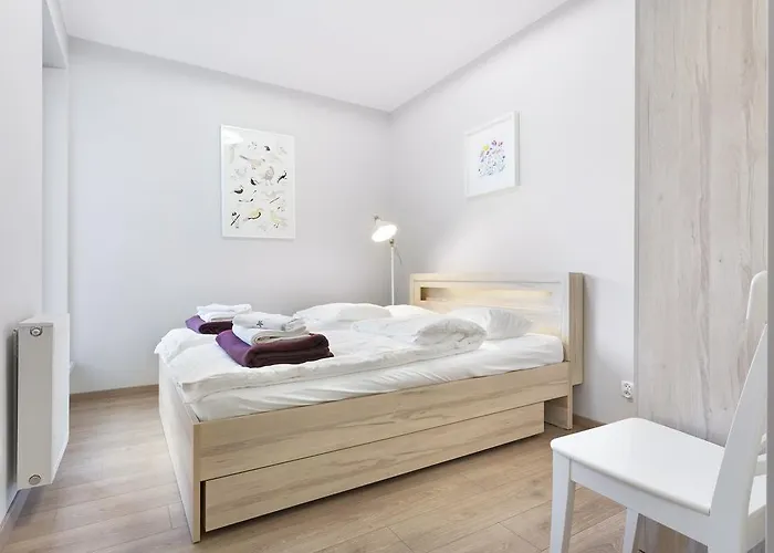 Spokojny I Komfortowy Wsrod Zieleni Apartament